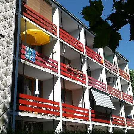 Orkeny Istvan Setany 5. Apartman